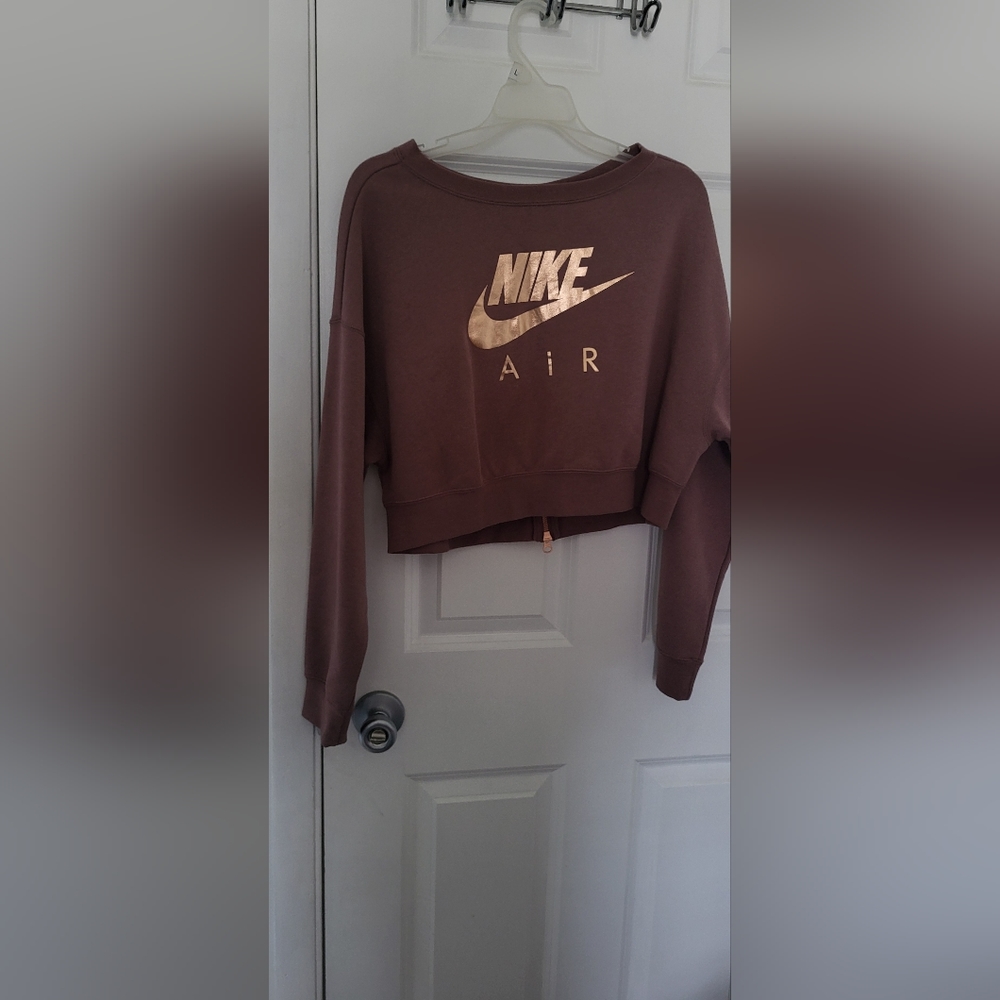 Nike cropped sweatshirt